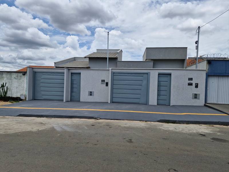 VENDO CASA 3 QTS AVENIDA C-6, JARDIM BOA ESPERAN�A, APARECIDA DE GOI�NIA. IM�VEL COM 100M� 