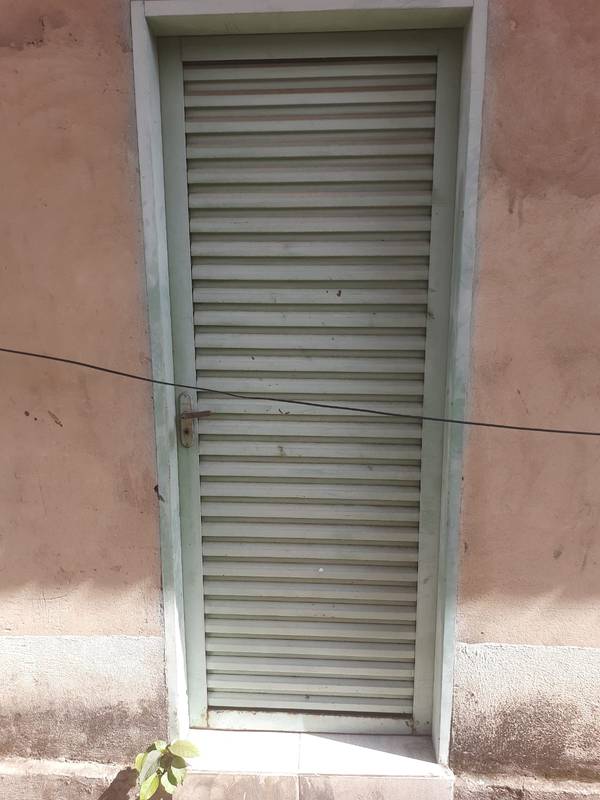 ALUGO BARRAC�O COM 1 QUARTO - ST VILA NOVA - GOI�NIA - GO