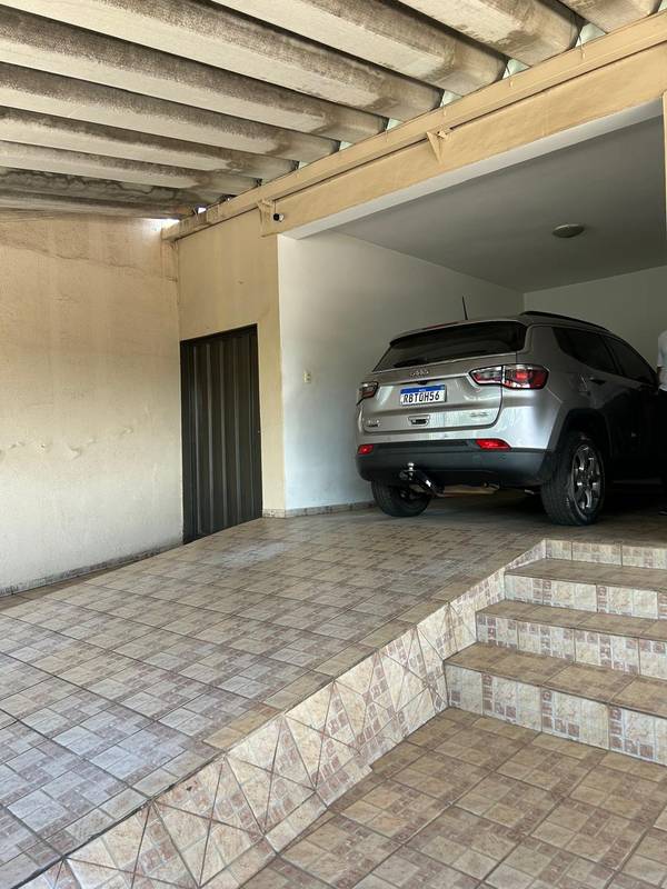 VENDE SE CASA R13 SETOR OESTE