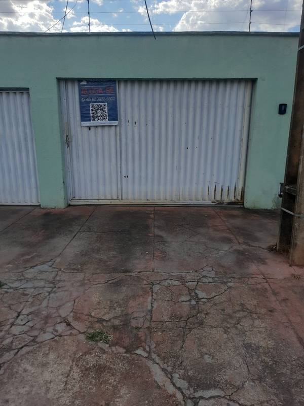 ALUGUEL FACILITADO - CASA COM 4 QUARTOS E PISCINA | SETOR S�O JUDAS TADEU � GOI�NIA