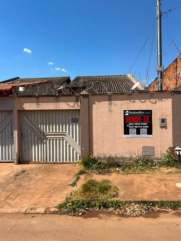 VENDE - SE, UMA CASA DE 3/4 NO RESIDENCIAL S�O MARCOS, EM GOI�NIA.